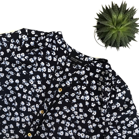 Jones New York Tops - Jones New York Long Sleeve Blouse